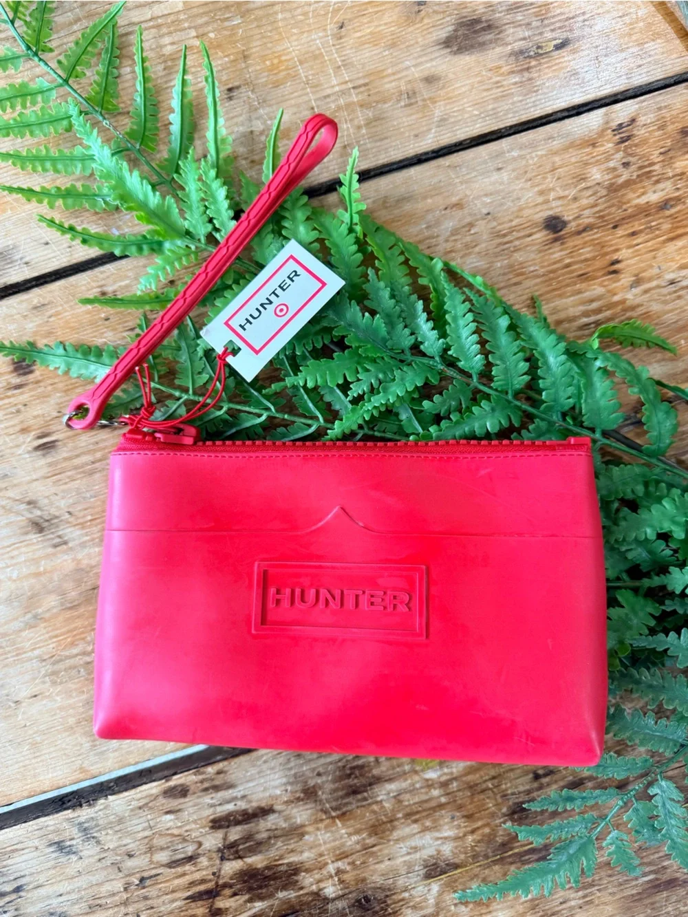 Hunter Bright Red Wristlet Wallet NWT